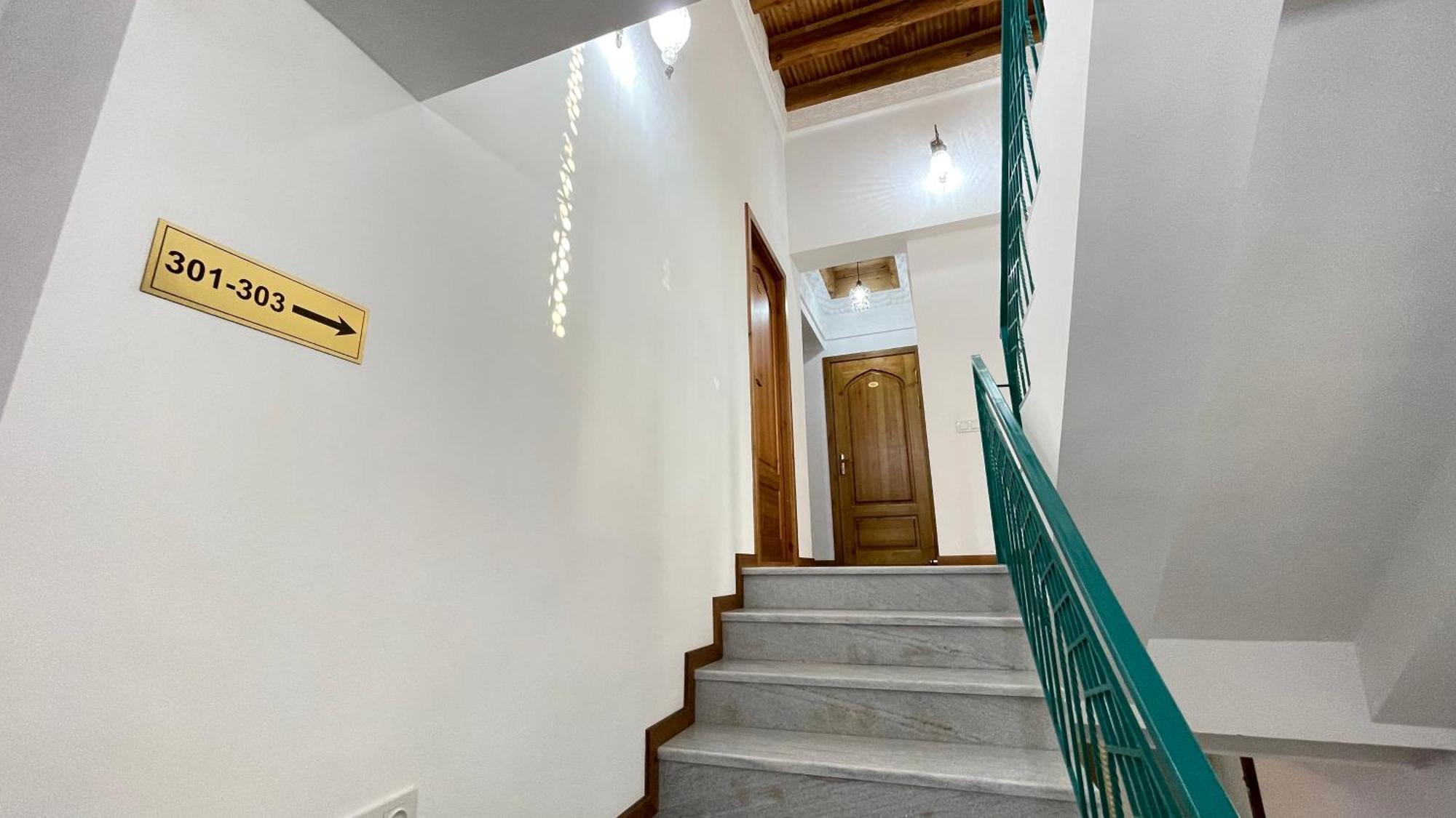 Mahbubakhon Guest House In Old City Bukhara Exterior foto
