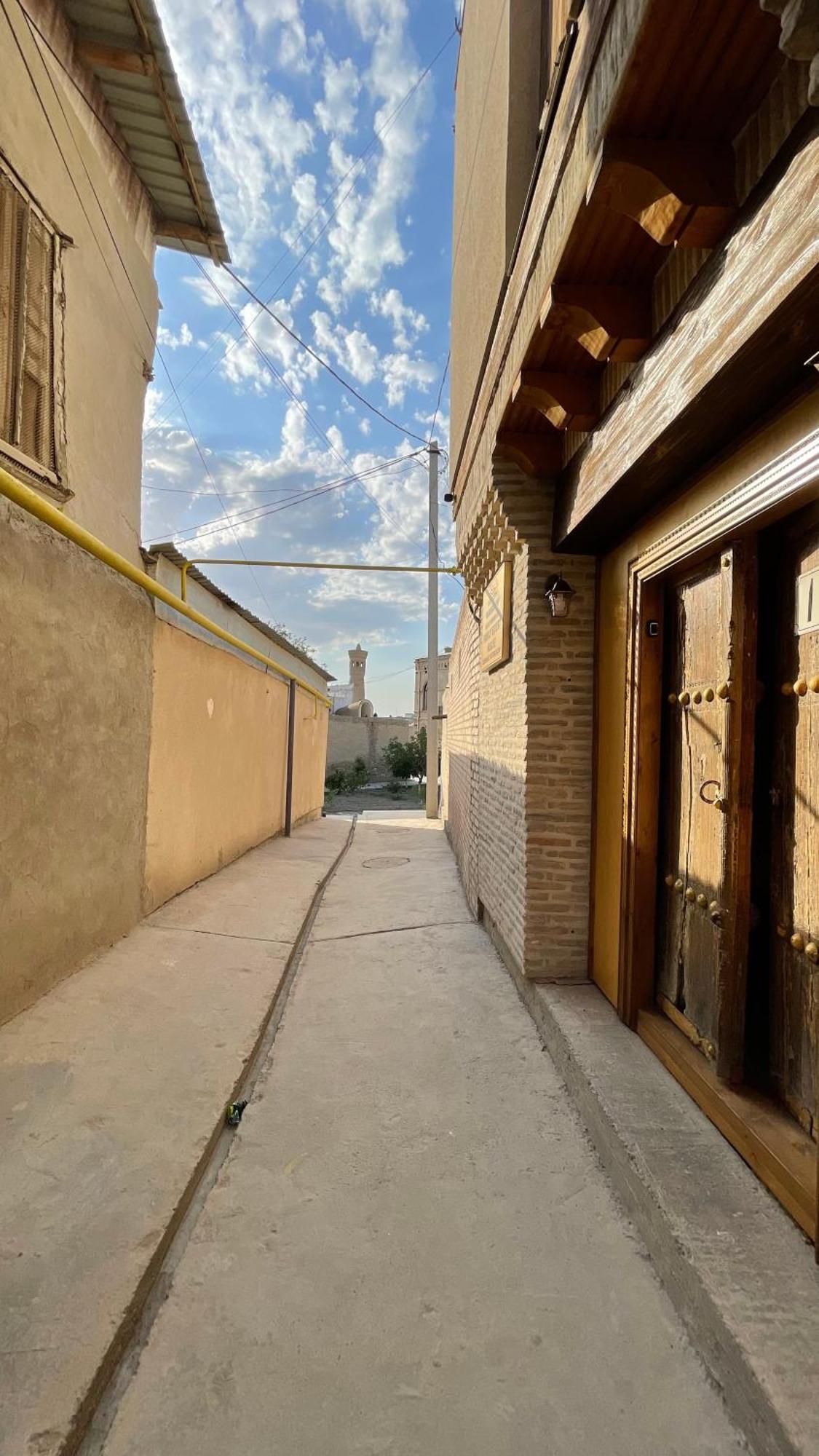 Mahbubakhon Guest House In Old City Bukhara Exterior foto