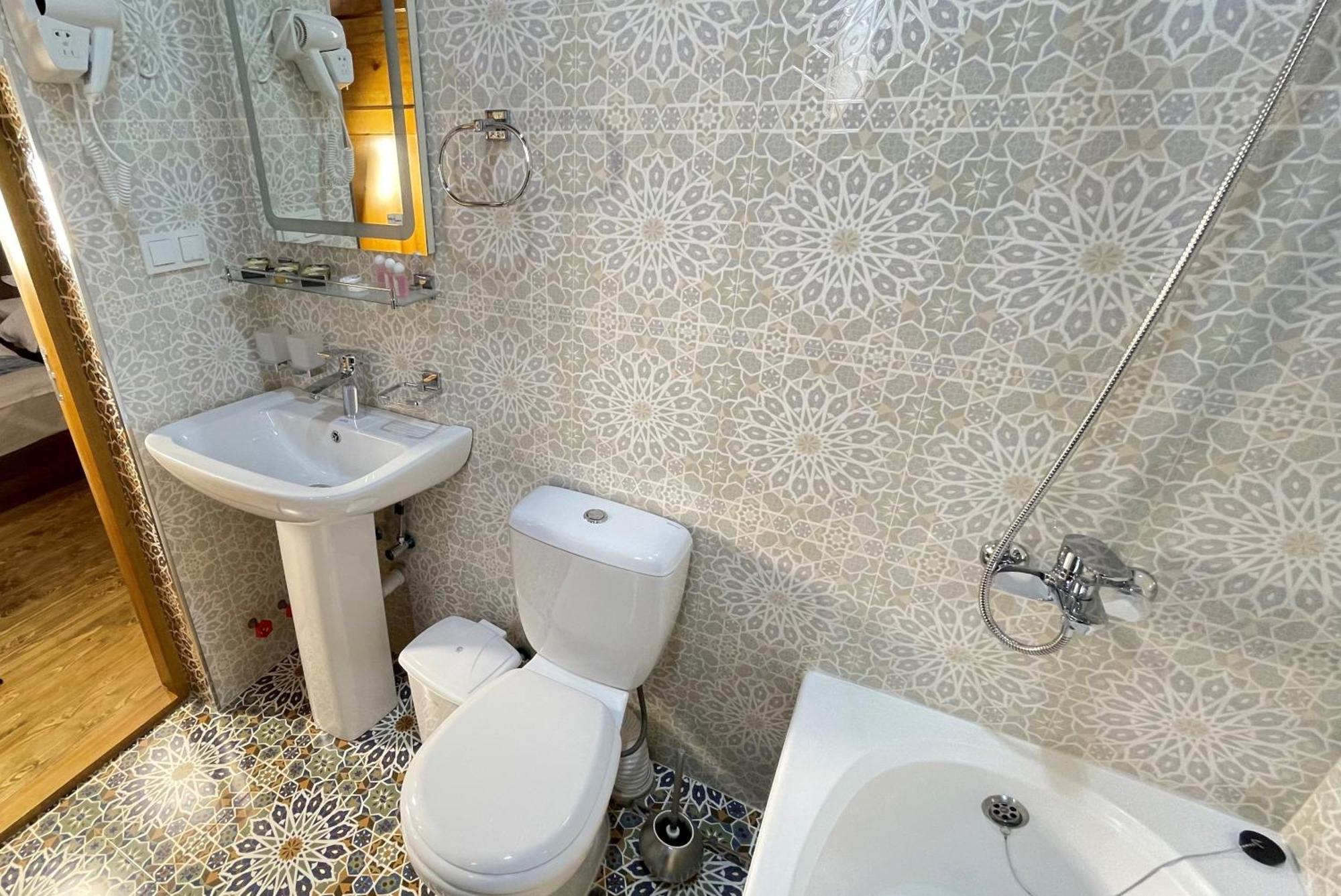 Mahbubakhon Guest House In Old City Bukhara Exterior foto