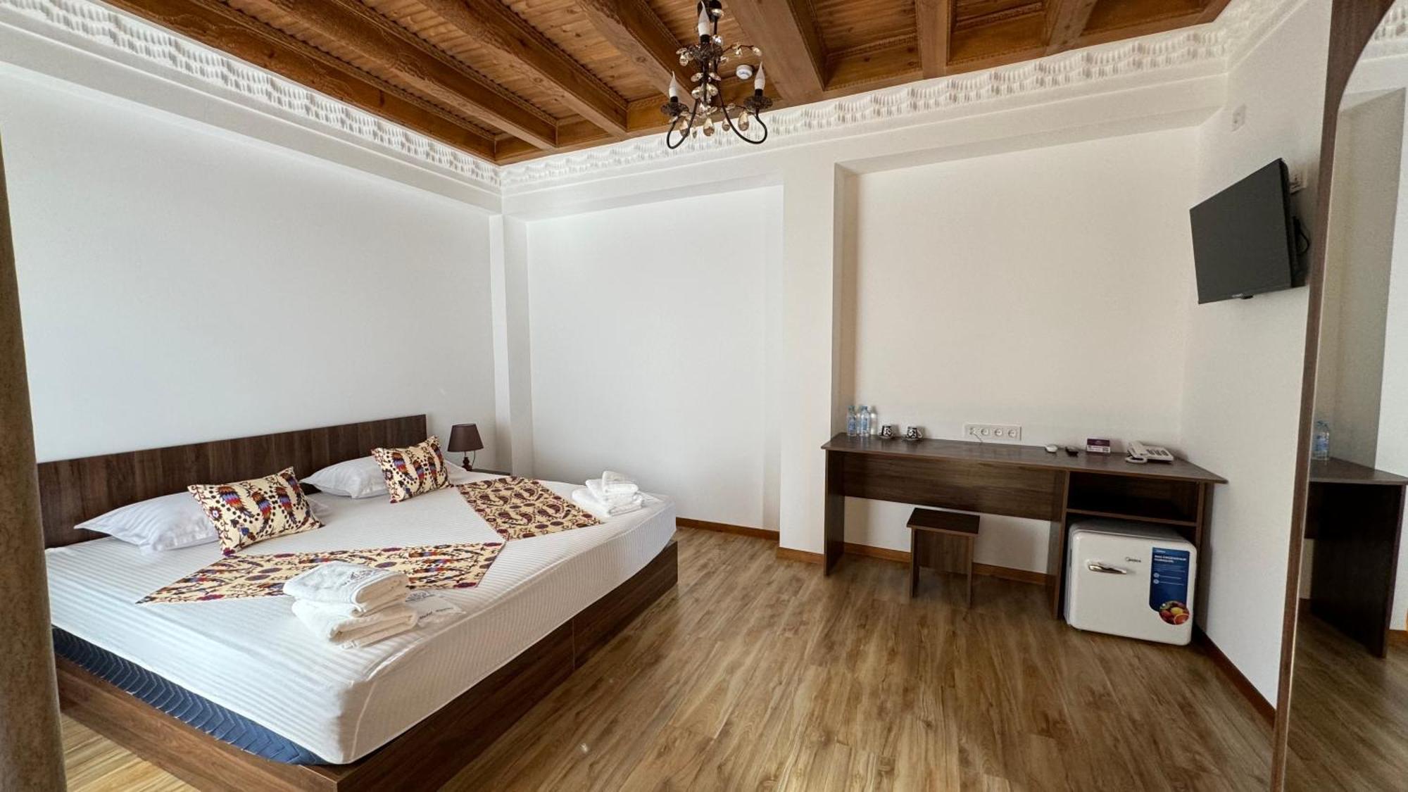 Mahbubakhon Guest House In Old City Bukhara Exterior foto