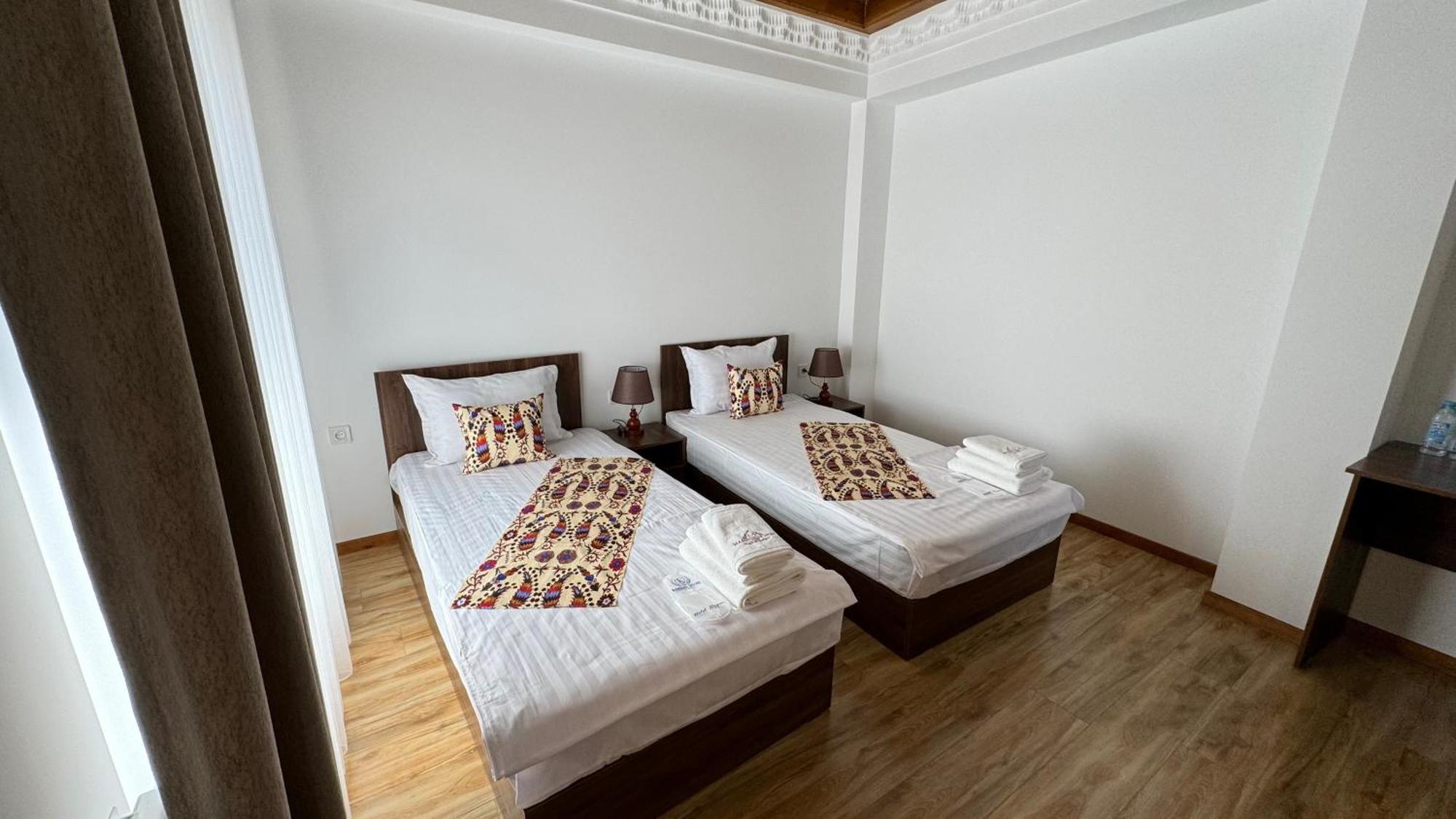 Mahbubakhon Guest House In Old City Bukhara Exterior foto